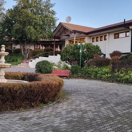 Hotel Y Cabanas Las Mellizas - Caja Los Andes Лос-Анхелес Экстерьер фото